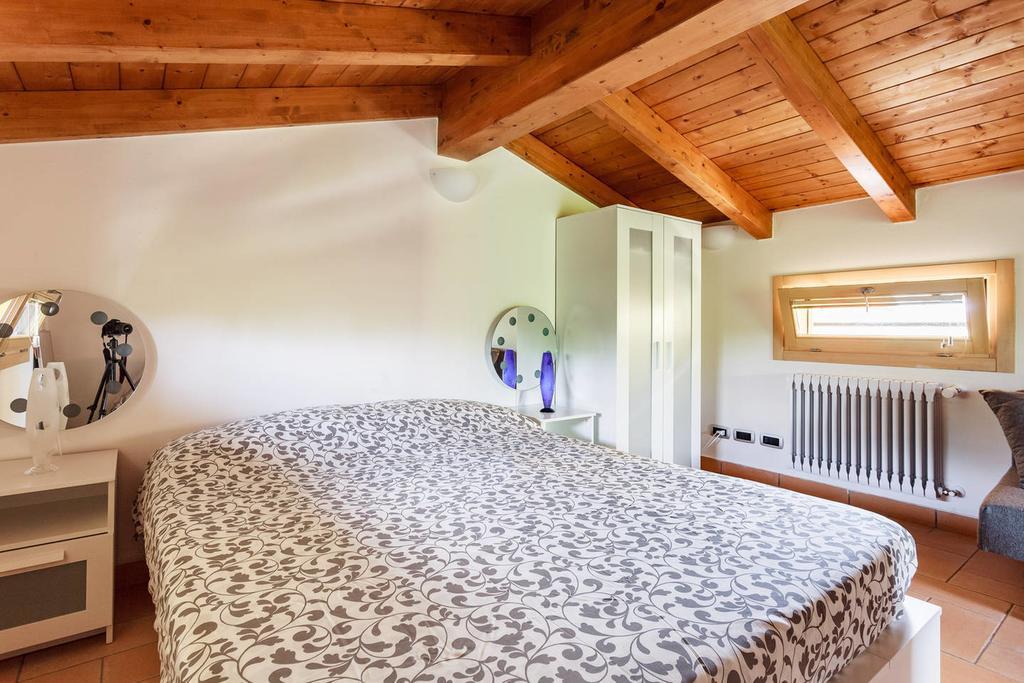 B&B Nido Sui Laghi San Donnino della Nizzola Luaran gambar