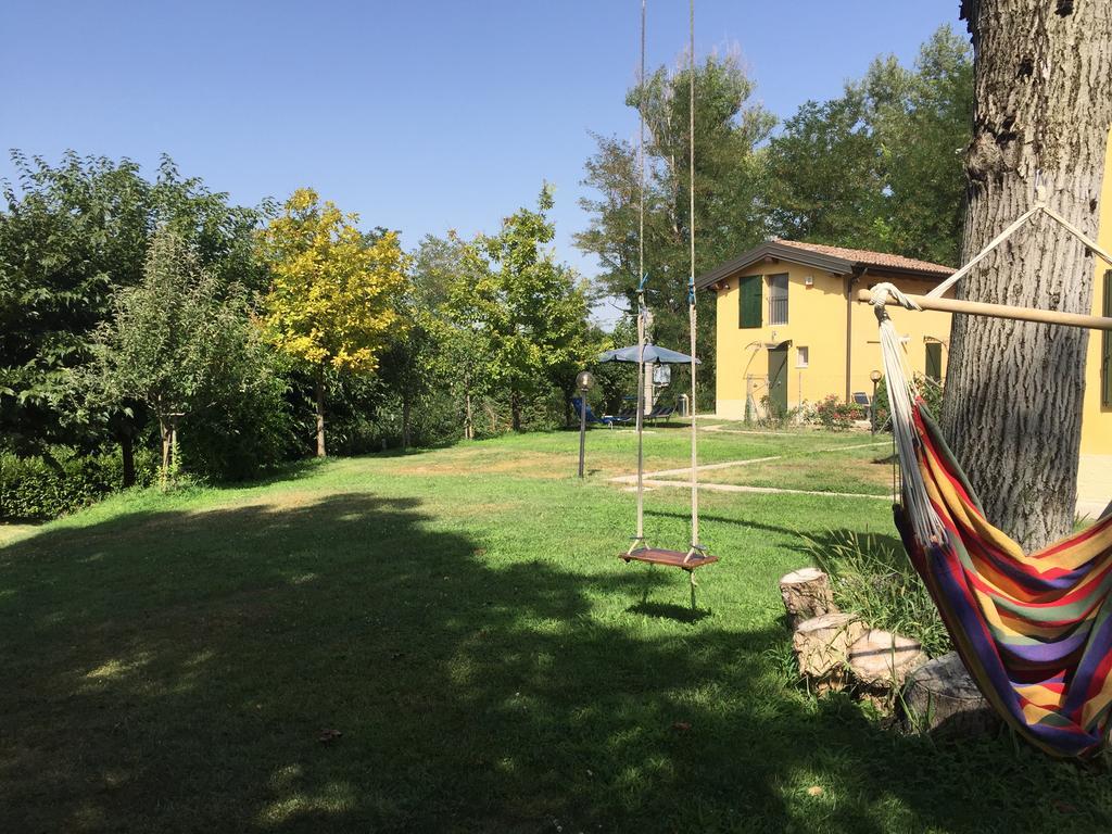 B&B Nido Sui Laghi San Donnino della Nizzola Luaran gambar