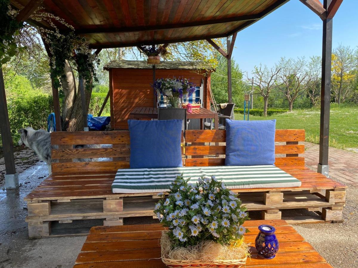 B&B Nido Sui Laghi San Donnino della Nizzola Luaran gambar